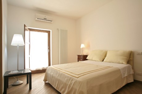 Letto matrimoniale nella Stanza Tripla